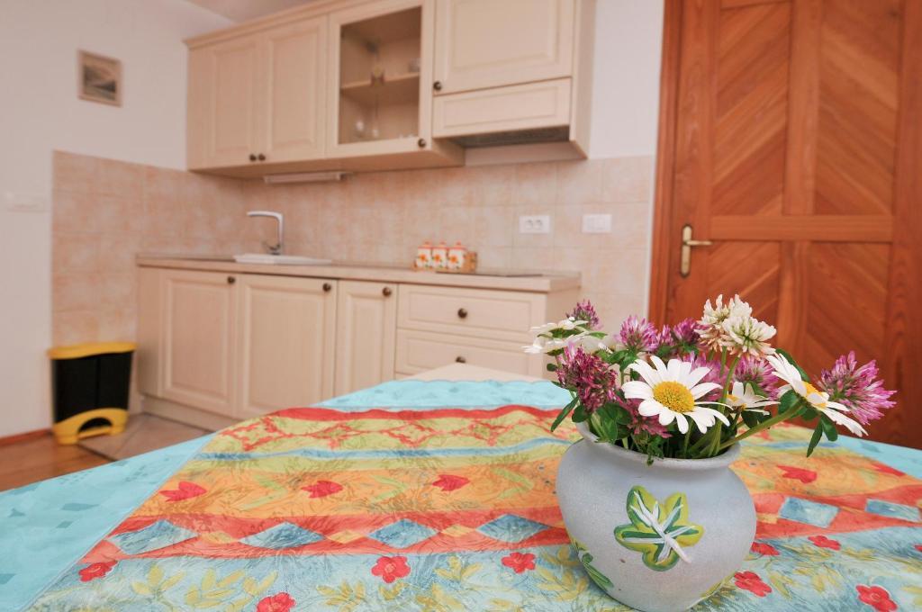 Apartments Tonkli Logje Pokoj fotografie